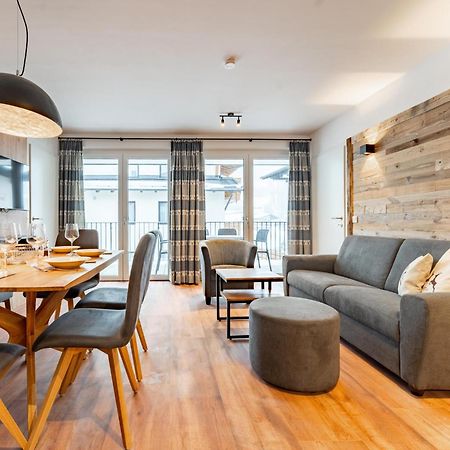 קפרון Falken Suites Top 4 מראה חיצוני תמונה