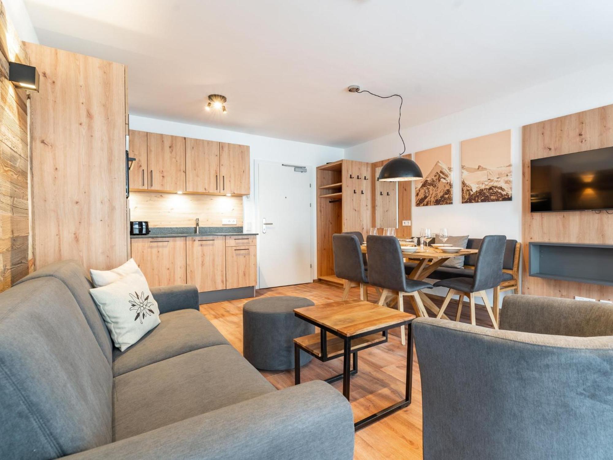 קפרון Falken Suites Top 4 מראה חיצוני תמונה